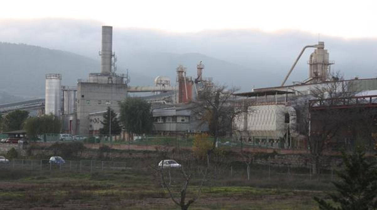El grup portuguès Sonae comunica als treballadors de Tradema que tanca la planta de Solsonala planta de Solsona