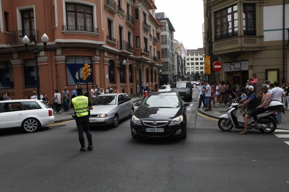 Caos por el "Día de las alas"