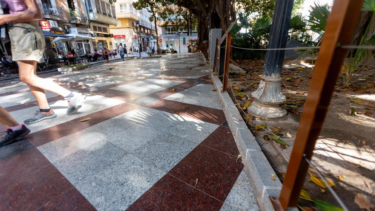 Así está la plaza Gabriel Miró de Alicante