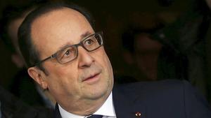 El president francès François Hollande surt de votar a Tulle aquest cap de setmana.