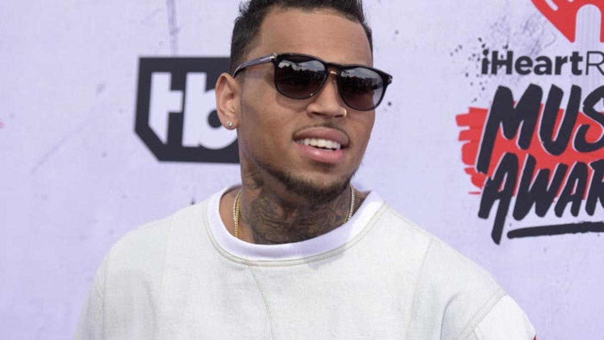 Chris Brown, detenido por violación