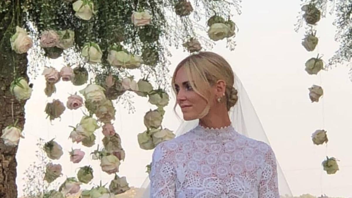 Chiara Ferragni pasa de los taconazos en su boda con Fedez el acierto es total Woman