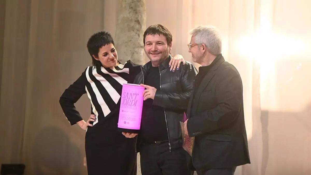 Carles Rebassa recoge el premio Sant Jordi de Novel·la
