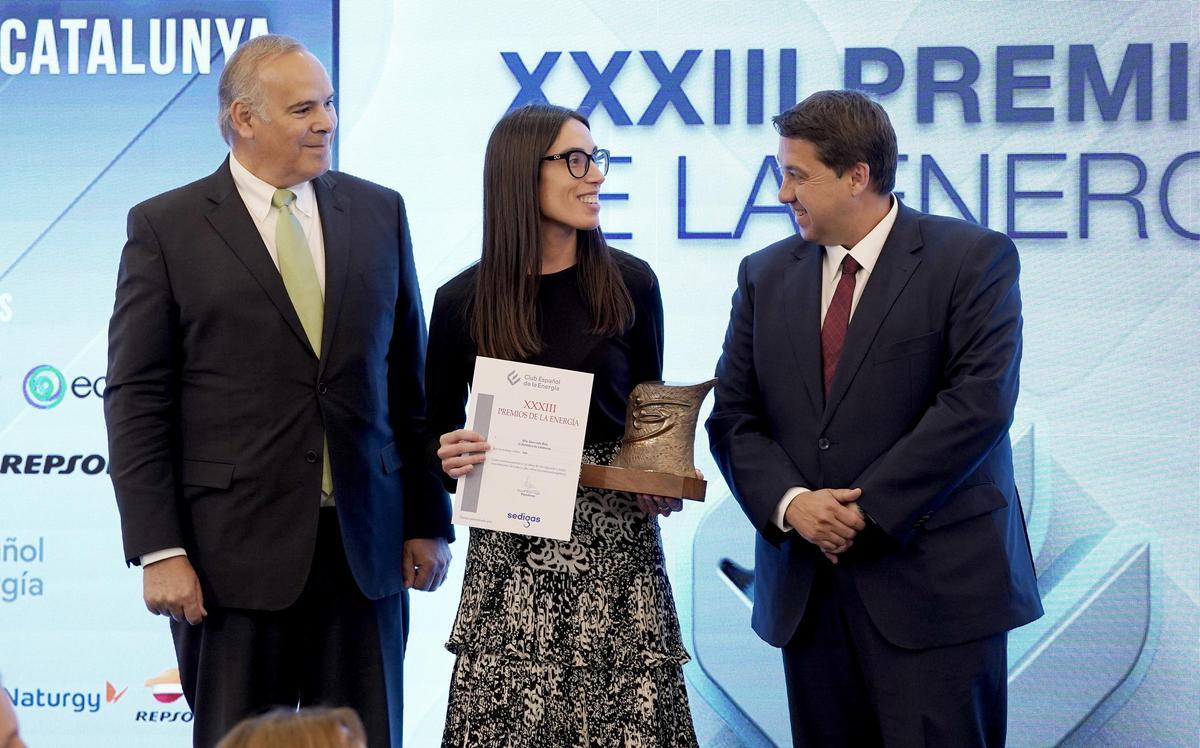 Sara Ledo (EL PERIÓDICO) rep el premi gas del Club Español de la Energía Sara Ledo (EL PERIÓDICO) rep el premi gas del Club Español de la Energía