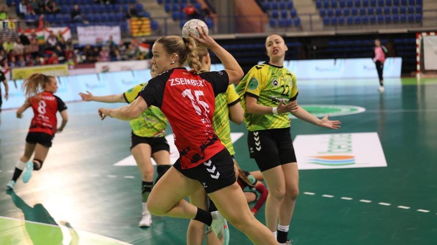 Victoria de Morvedre en un duelo reñido contra Grafometal La Rioja (28-29)