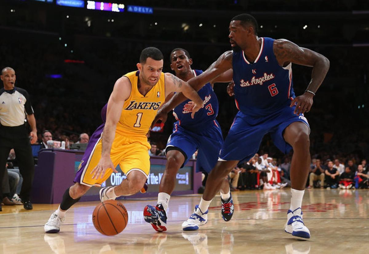 LOS ANGELES LAKERS 116- LOS ANGELES CLIPPERS 103