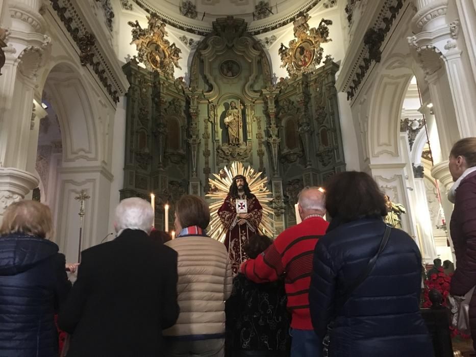 Málaga venera al Cristo de Medinaceli