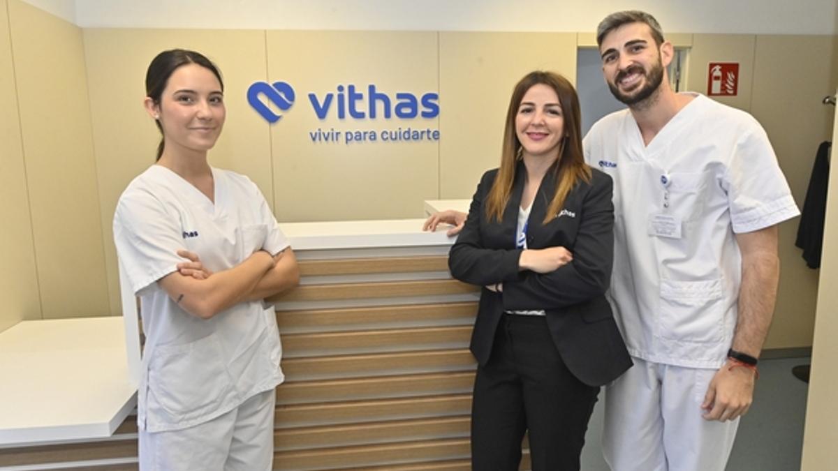 Los especialistas del centro ofrecen a los pacientes la máxima privacidad, así como los tratamientos y terapias más adecuados y novedosos para sus dolencias o lesiones.