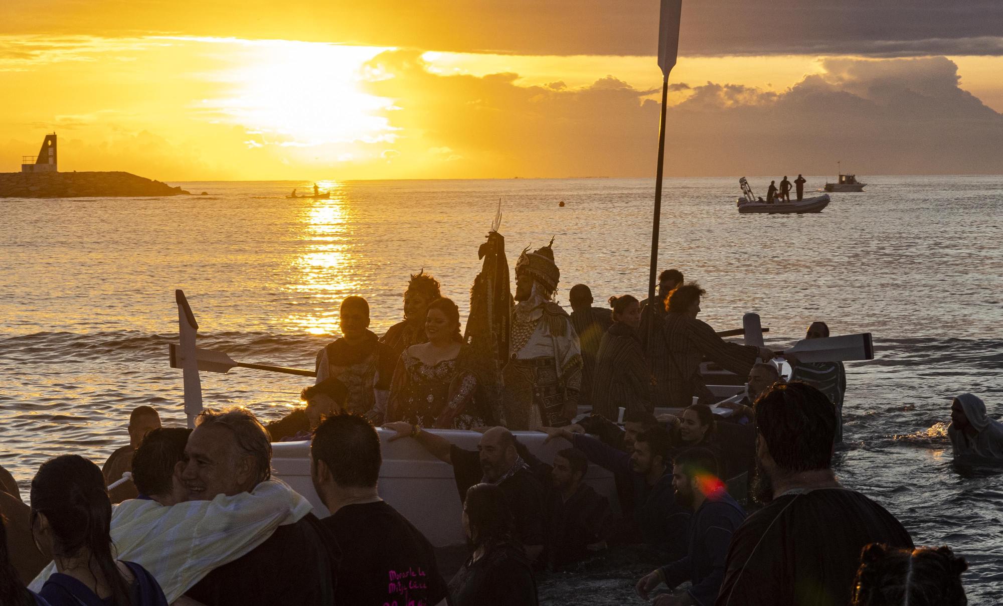 Espectacular Desembarco en El Campello