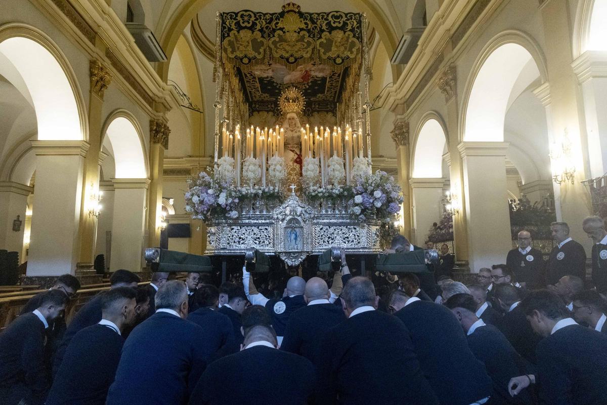 Encuentro Doloroso de Miércoles Santo en el corazón de Torrevieja Encuentro Doloroso de Miércoles Santo en el corazón de Torrevieja