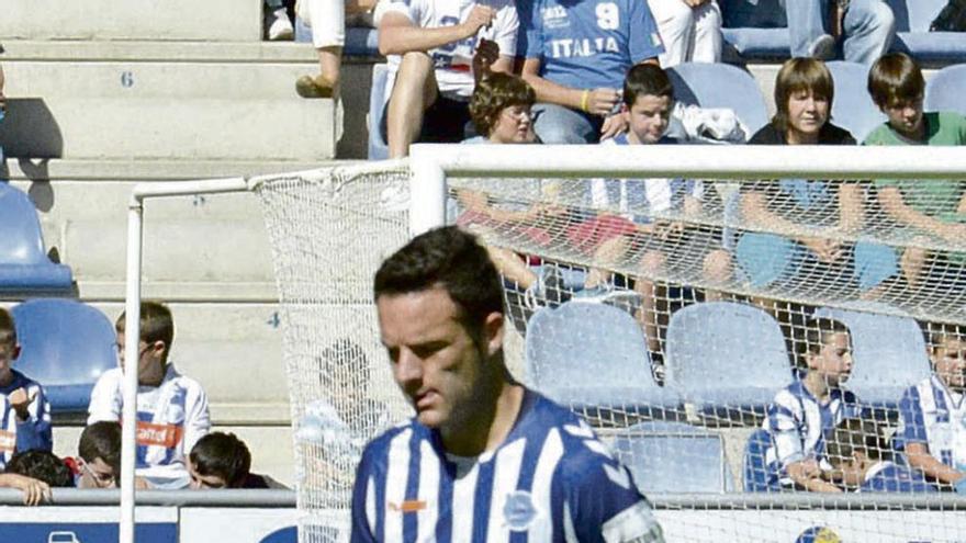 Borja Viguera, durante su etapa en el Alavés.