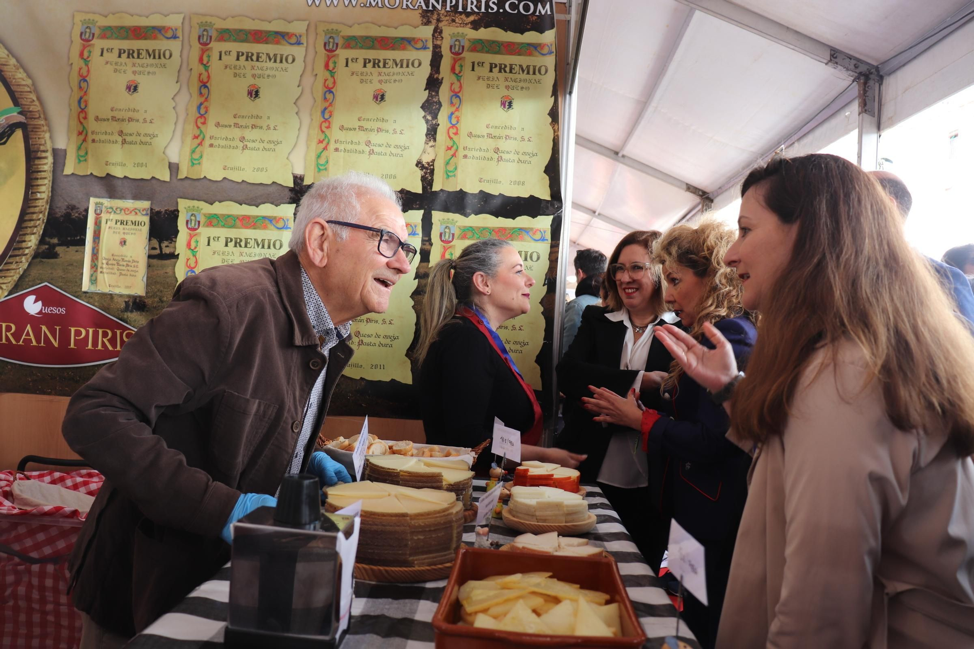 Primera jornada de la Feria Nacional del Queso de Trujillo