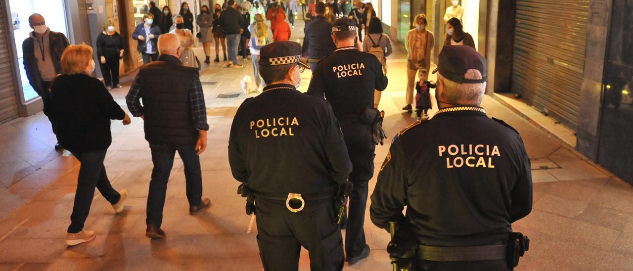 Agentes de la Policía Local de Elche.