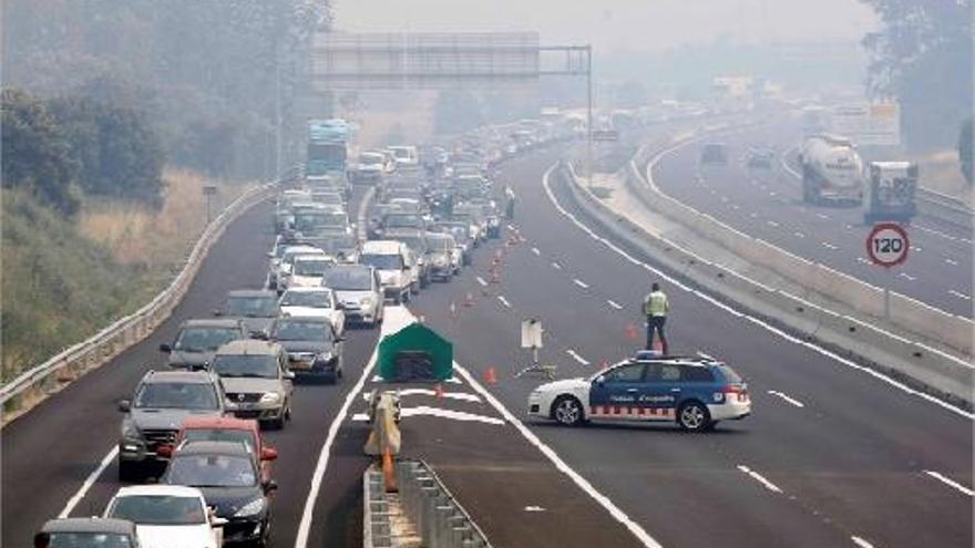 Caos a les carreteres gironines pels talls  a les principals vies d&#039;accés a França