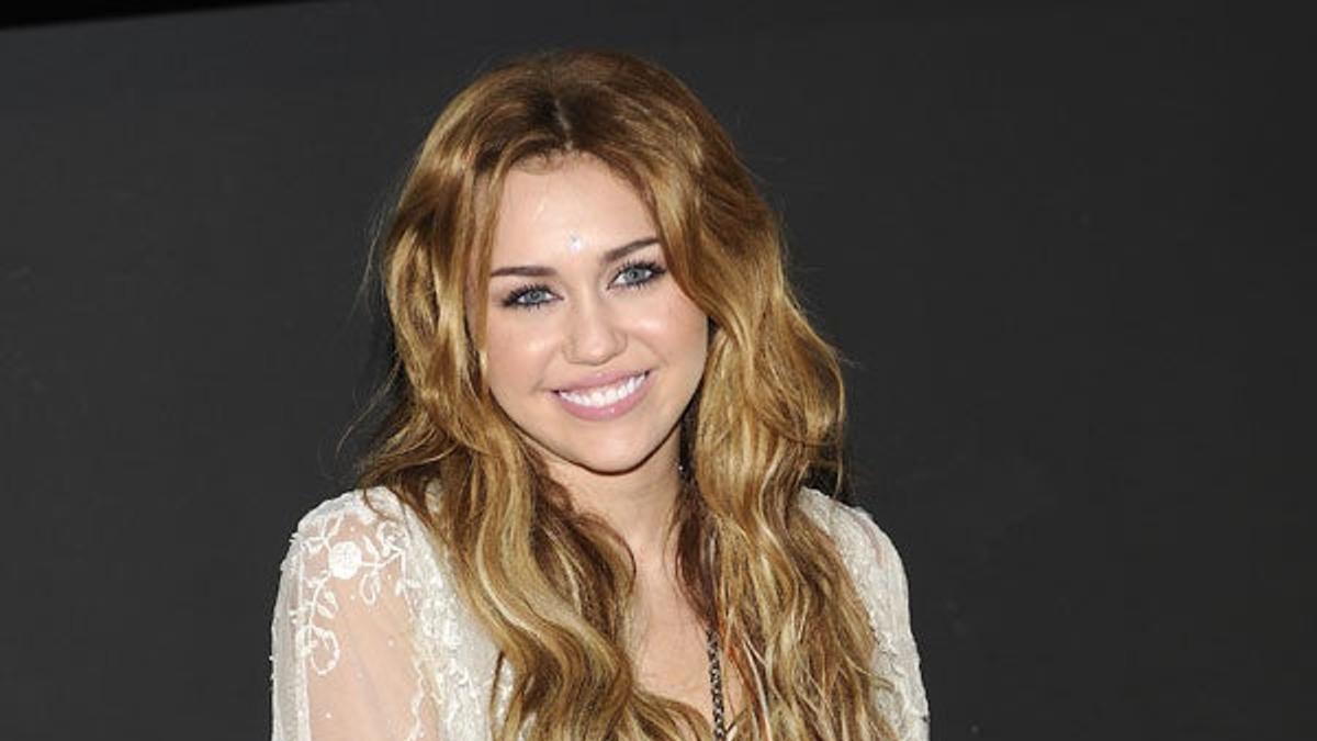 Los fans preguntaron a Miley Cyrus