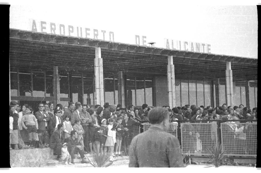 Inauguración del aeropuerto en 1967