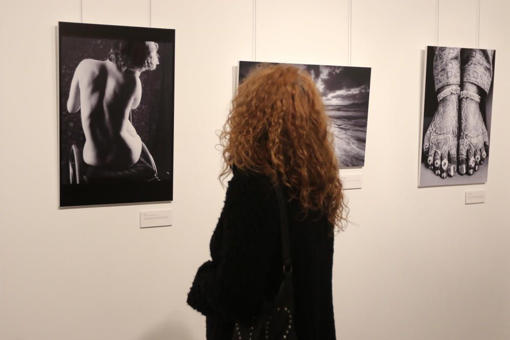 El centro juvenil C19 de Vila acogió la inauguración de la exposición ´Les dones fotògrafes a Ibiza´,