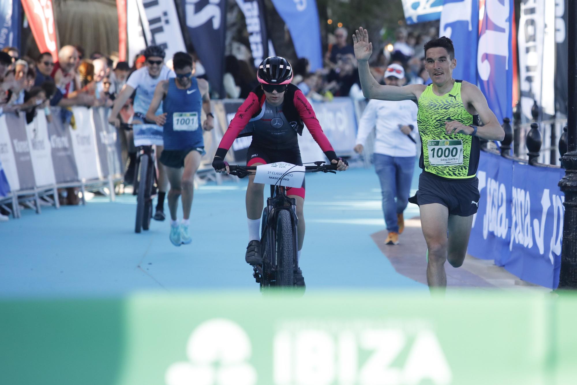 Búscate en nuestra galería de fotos del Santa Eulària Ibiza Marathon