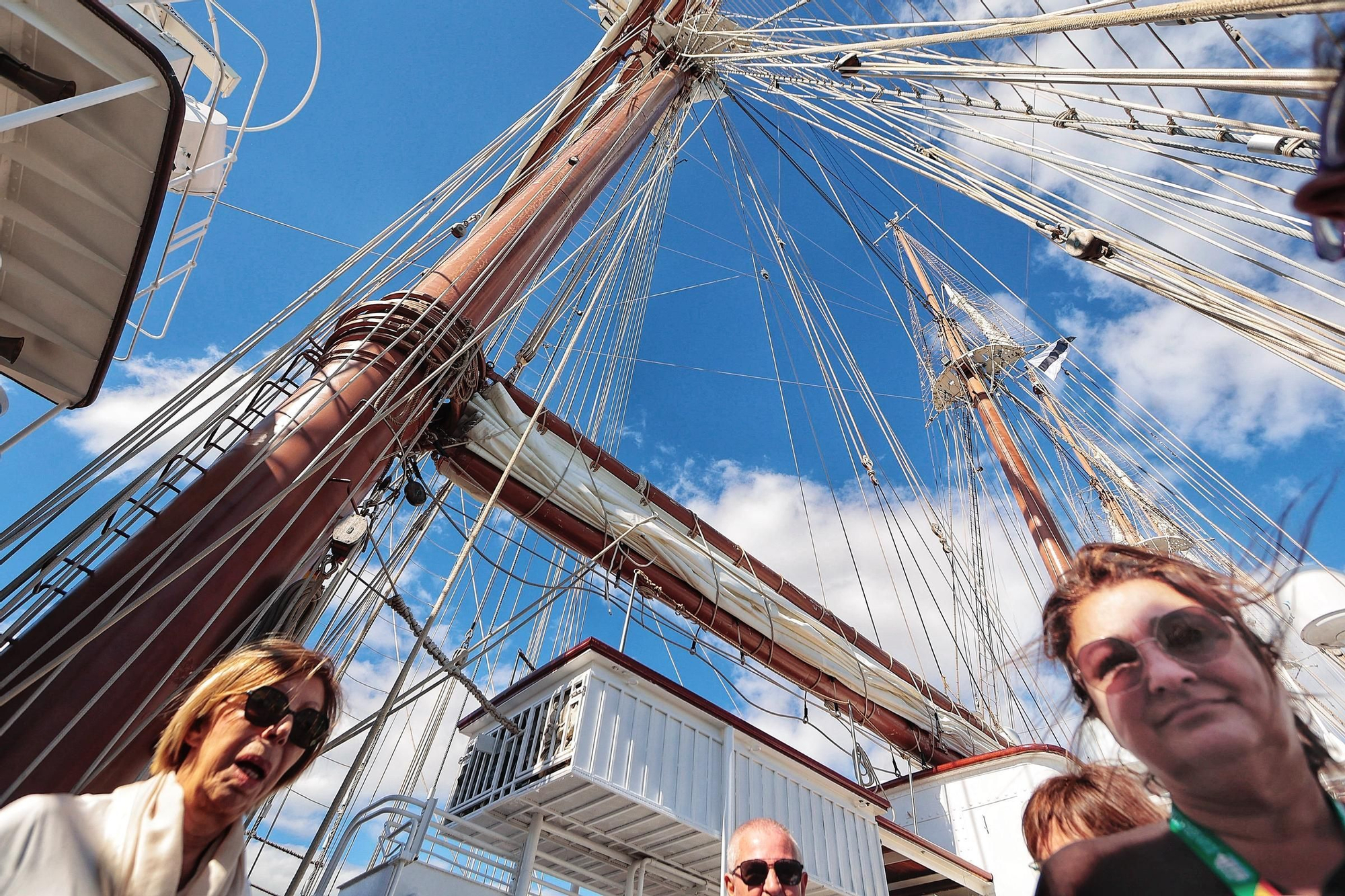 Queues outside the Juan Sebatián Elcano, the ship on which Princess Leonor was trained