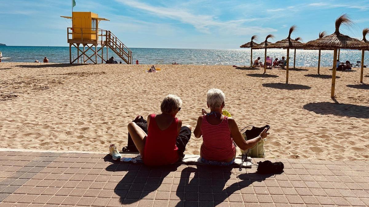 Frühling auf Mallorca: So genießen die Menschen in Palma den Sonnenschein