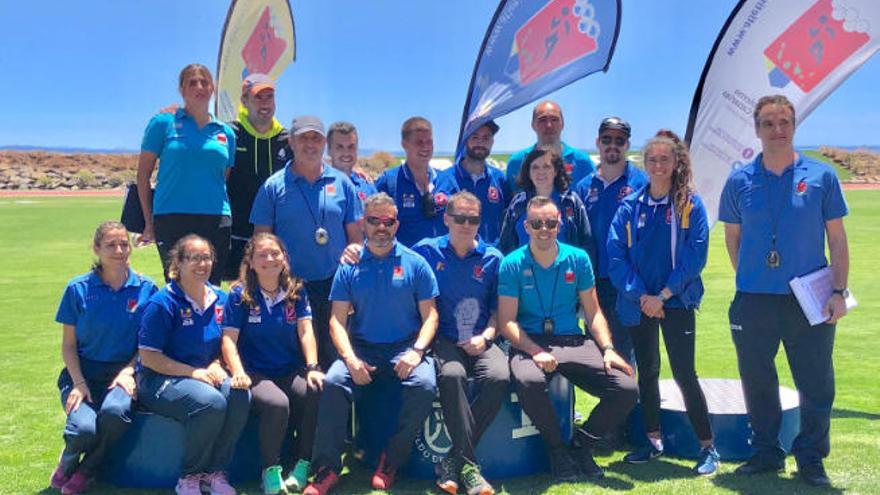 José Vicente Almenar fue premiado por su trayectoria como juez de atletismo.