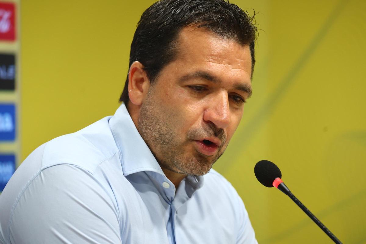El consejero delegado del Villarreal CF, Fernando Roig Negueroles, en la sala de prensa de la Ciudad Deportiva José Manuel Llaneza.