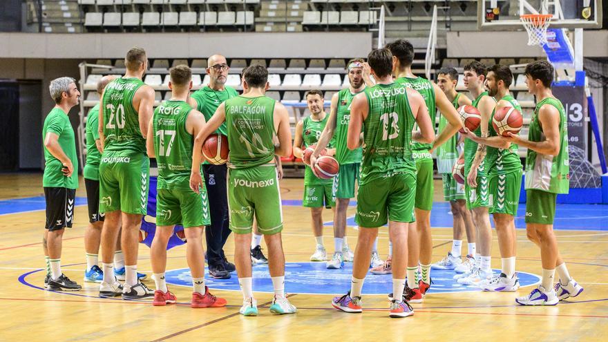 El remodelado Amics Castelló ya trabaja a las órdenes de Orenga