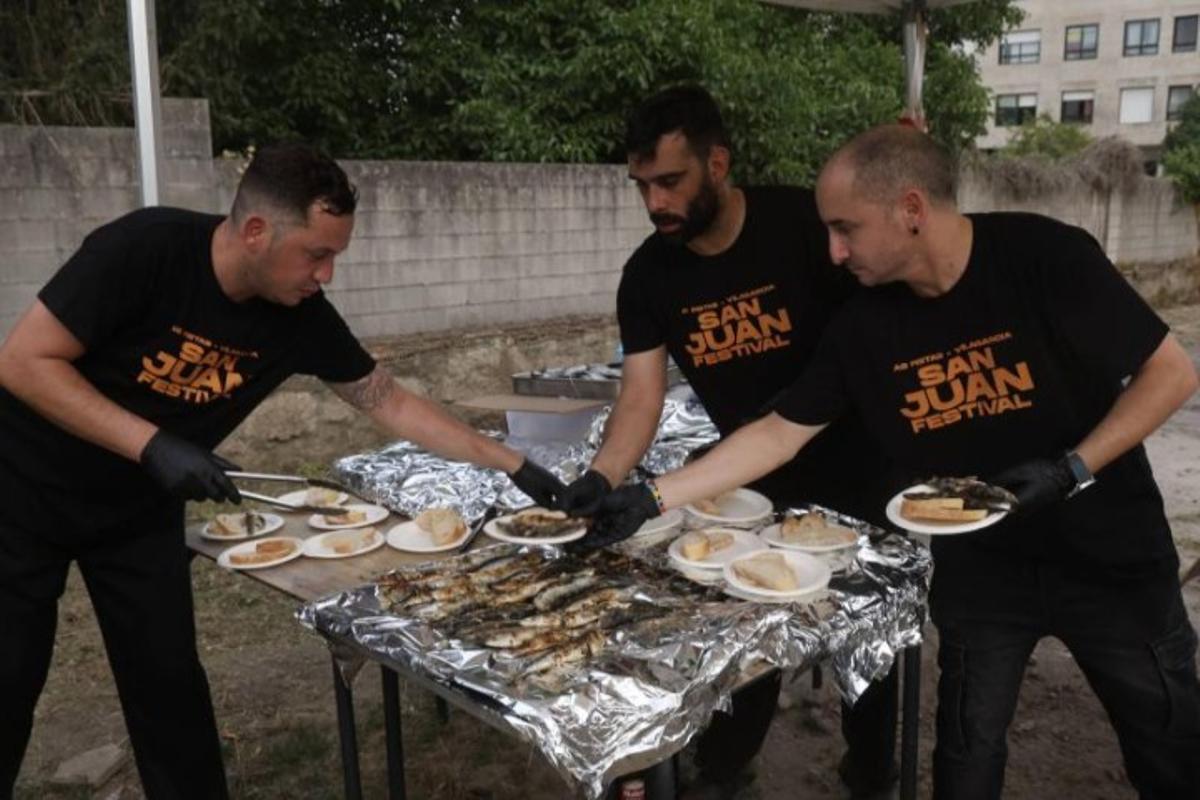 Algunas de las imágenes que deja la fiesta de San Juan en O Salnés.