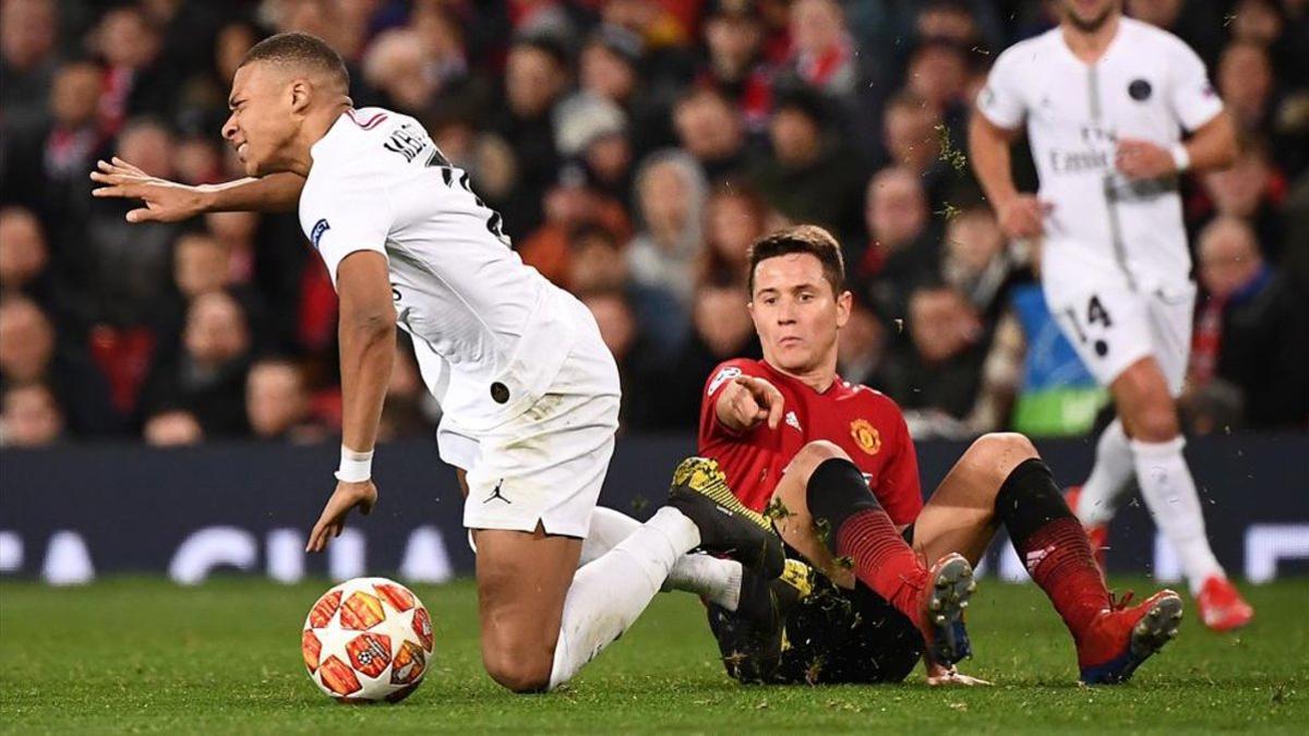 United y PSG fueron multados tras la ida de los octavos de Champions