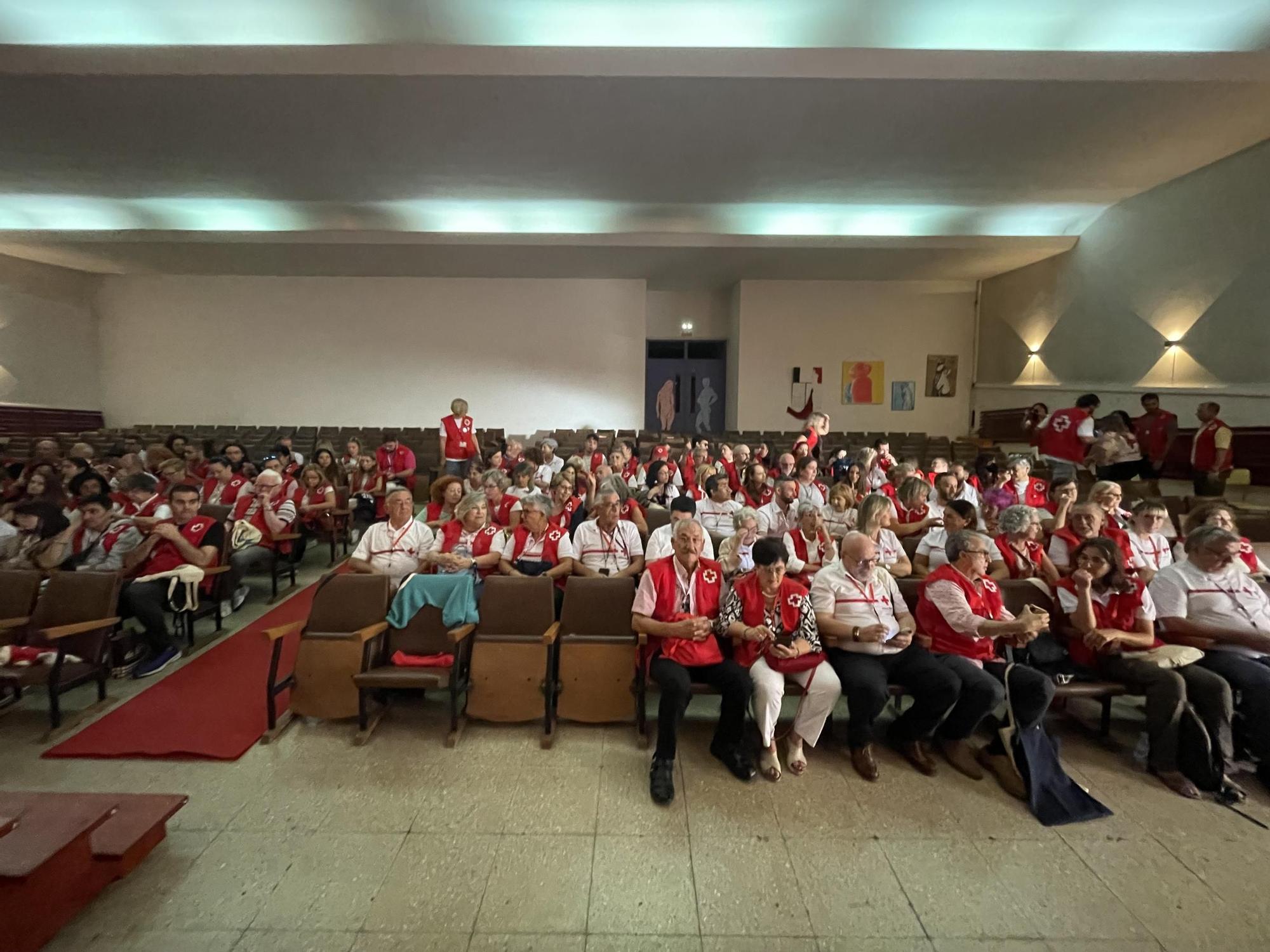 Encuentro de 200 voluntarios de Cruz Roja en Langreo