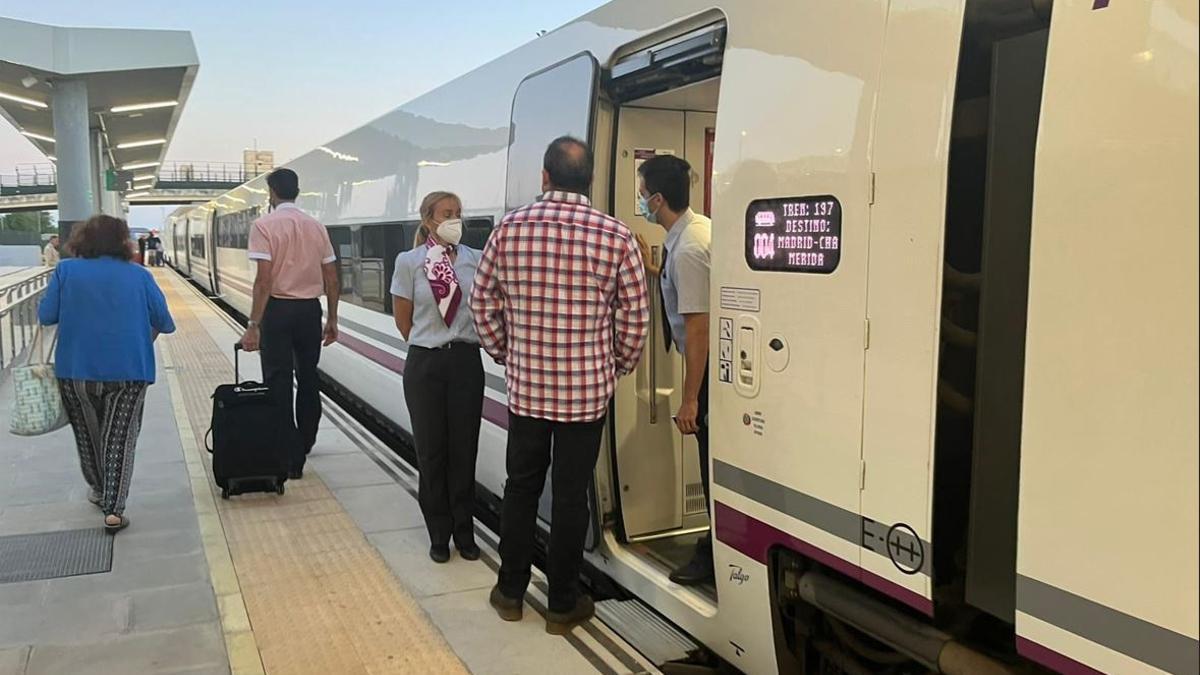 Un tren alvia en extremadura