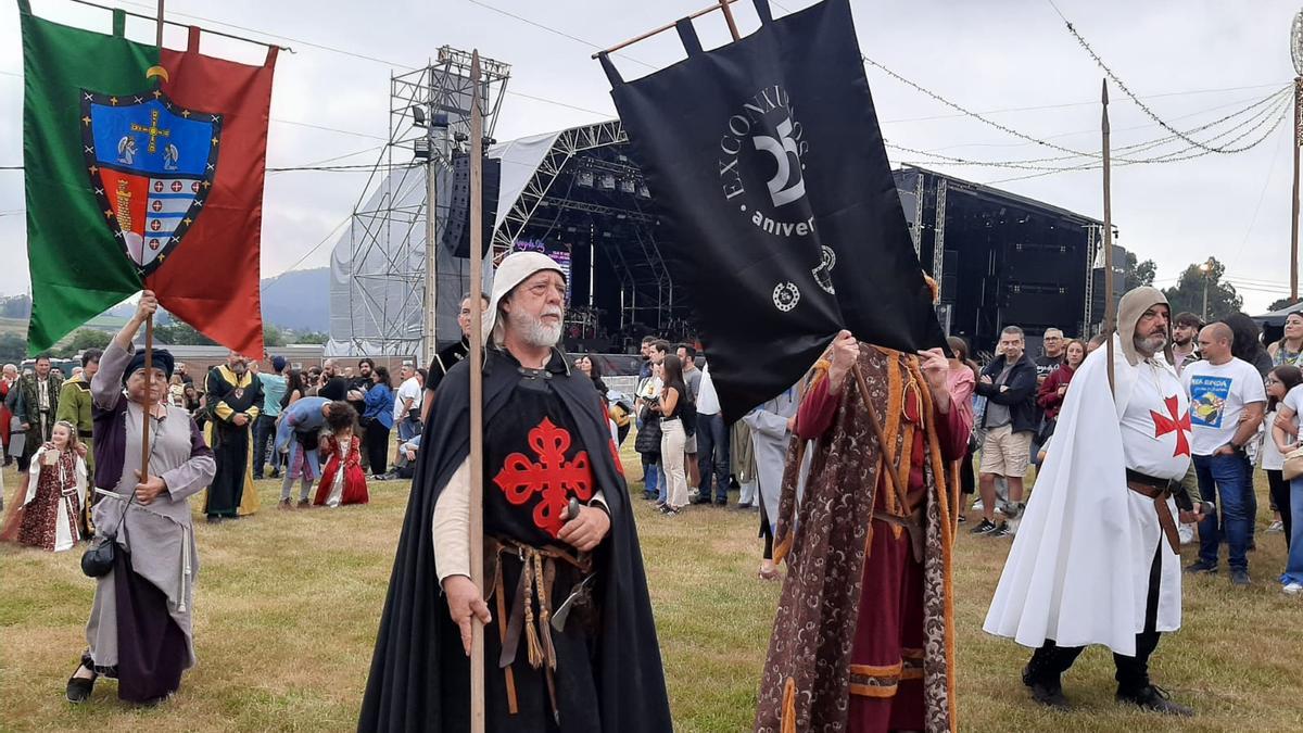 Llanera se traslada al Medievo: así ha sido la primera jornada de la fiesta de los Exconxuraos