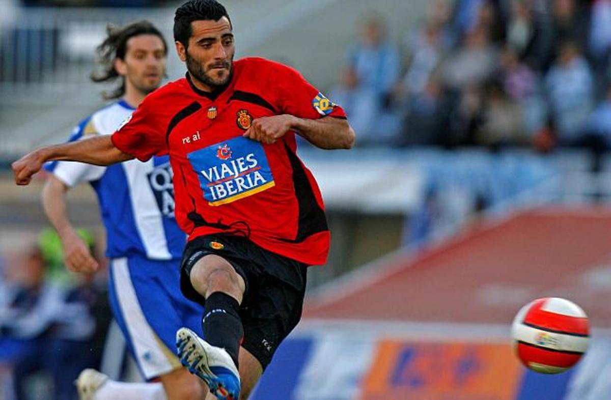 El delantero mallorquinista Dani Güiza es el mayor activo de un Real Mallorca envuelto en la incertidumbre.