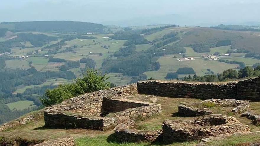 Cultura saca a licitación las obras de consolidación del castro de San Lluis