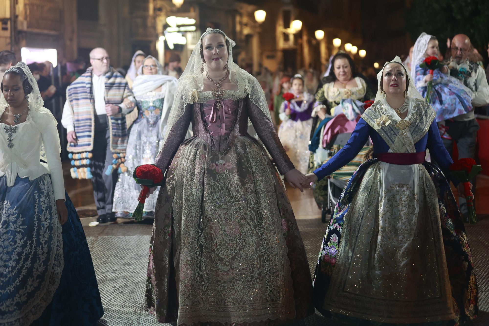 Búscate en la Ofrenda por la calle Quart (entre 22.00 y 23.00 horas)