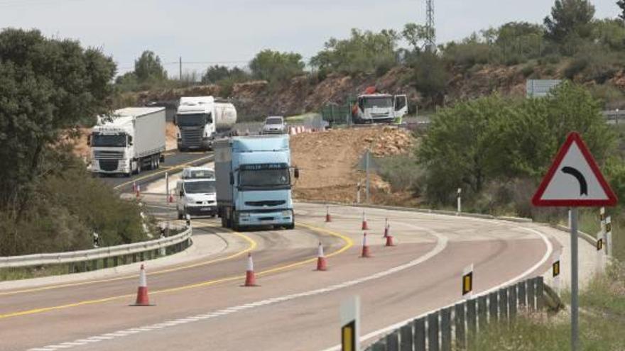 Fomento anticipa a hoy a la operación verano la apertura del viaducto de Contreras