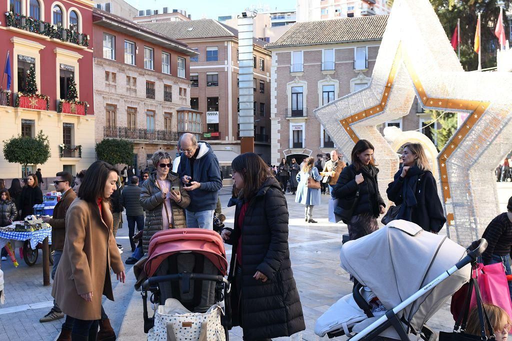 Murcia se echa a las calles durante el tardeo de Nochebuena