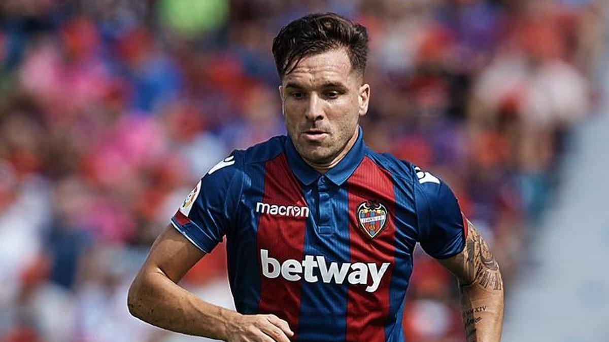 Toño García, en un partido con el Levante.