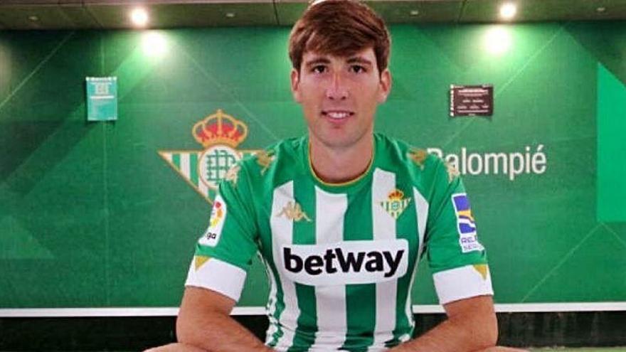 El Betis cierra el fichaje de Juan Miranda