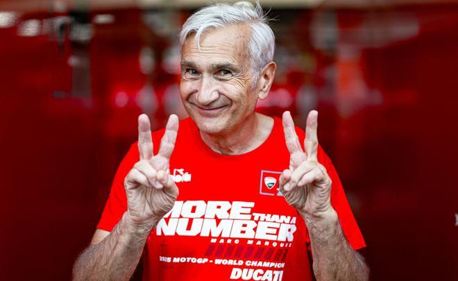 El italiano Davide Tardozzi, Team Manager de Lenovo Ducati, el día que Marc Márquez conquistó su noveno título.i,D