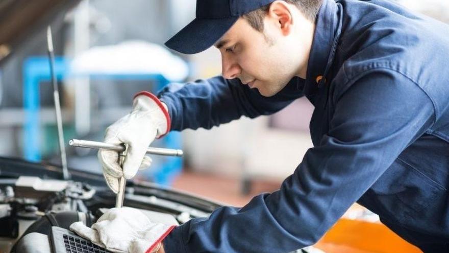 Cómo mantener el vehículo durante el confinamiento según el tipo de combustible