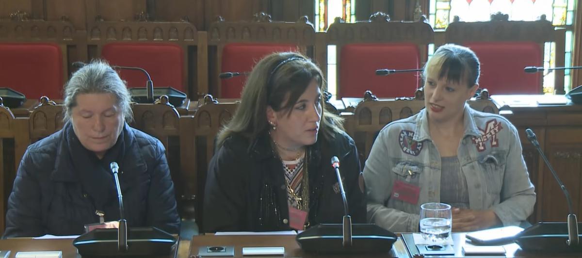 Laura Allongo, Deborah Colio y Myriam Álvarez durante su comparencencia en la Junta.