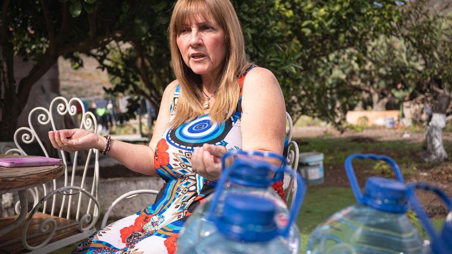 Buenavista del Norte lleva cuatro meses repartiendo agua a los vecinos del Valle de El Palmar