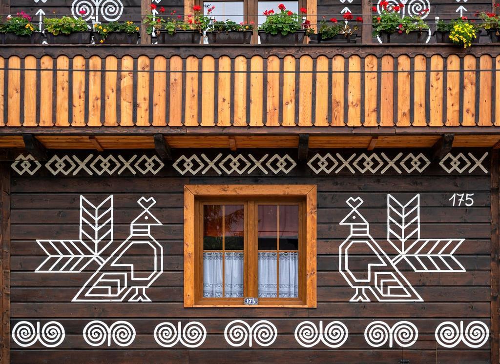 Otra de las fachadas. 