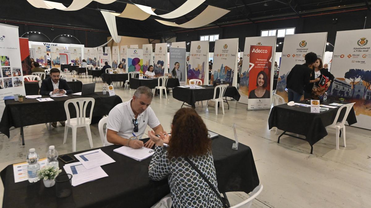 Más de mil entrevistas acogió el foro.