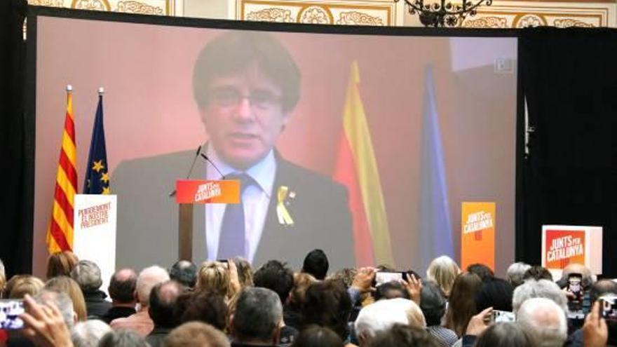 Puigdemont va intervenir a l&#039;acte per videoconferència des de Bèlgica.