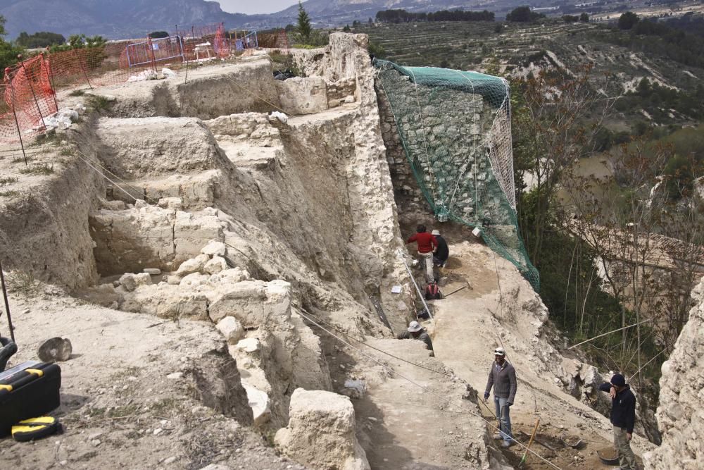 El castillo de Planes descubre sus secretos