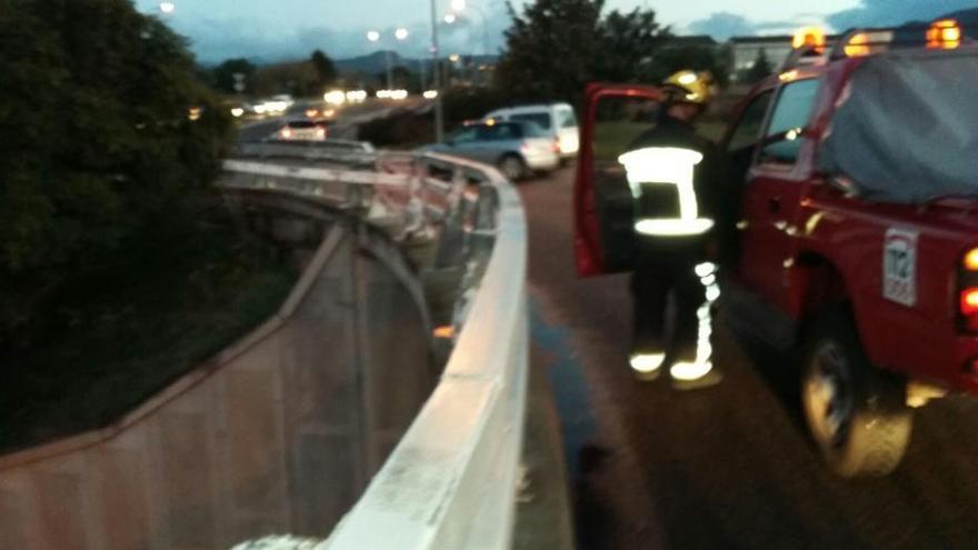 Un hombre muere en un aparatoso accidente en la autopista de Andratx