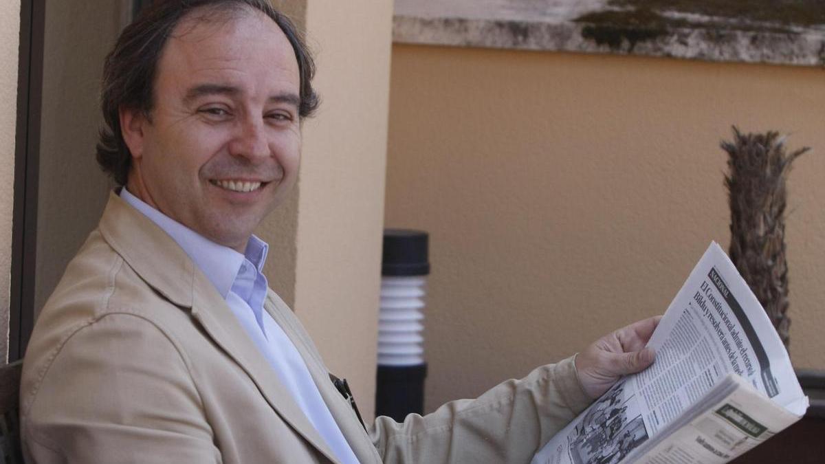 El catedrático de Periodismo Pedro Farias