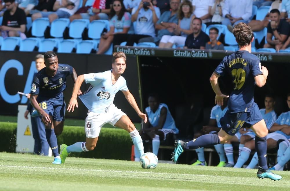 Las fotos de las mejores acciones del partido que terminó con derrota para los vigueses en Balaídos (1-3).